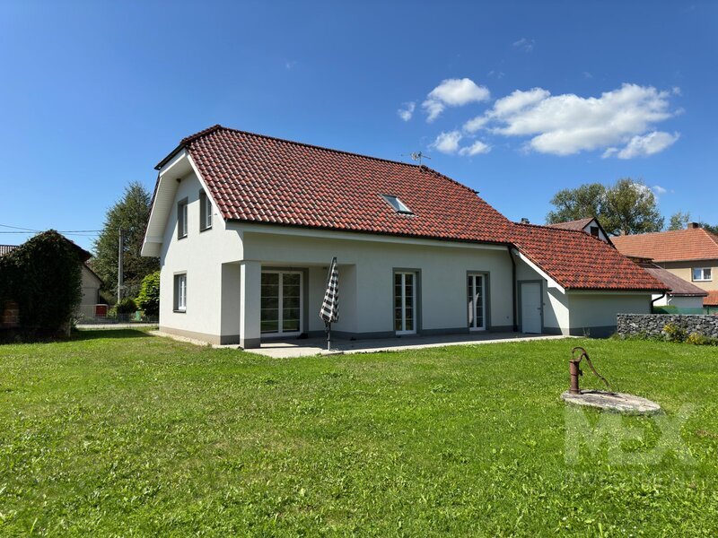 Prodej rodinného domu ve velmi dobrém stavu - obec Ostrov, okres Chrudim