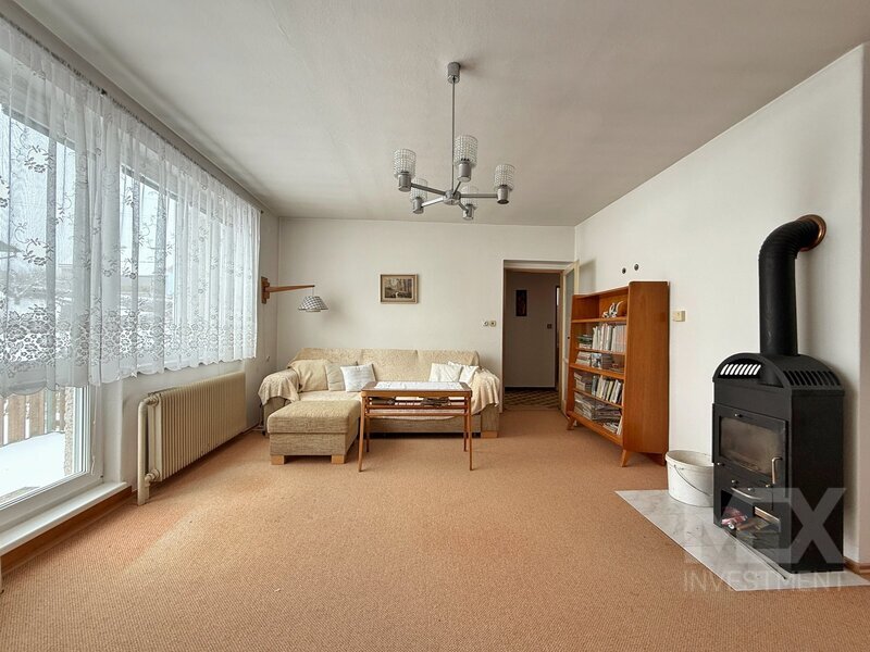 Prodej zachovalého rodinného domu v Červeném Kostelci v klidné lokalitě