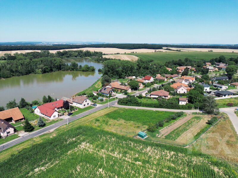 Stavební pozemek v klidné lokalitě Starých Nechanic